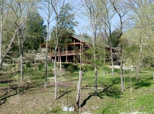 372 Markell Ln, Gainesville, MO 65655