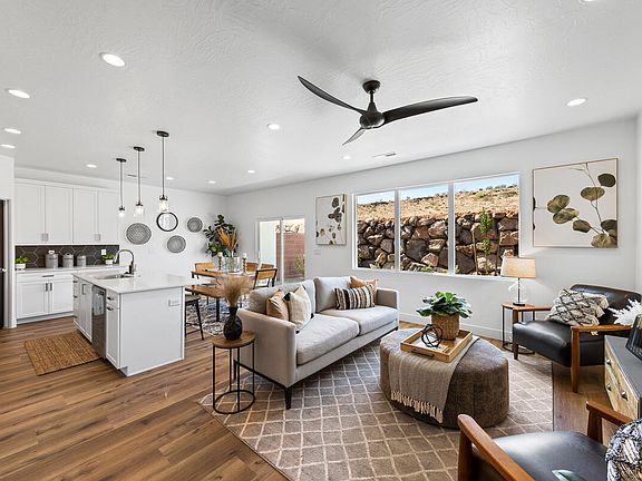 4th image of 762 Desert Cactus Dr #107