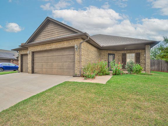 2nd image of 15921 Big Cypress Dr