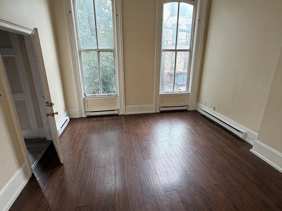 123 Grand St #1