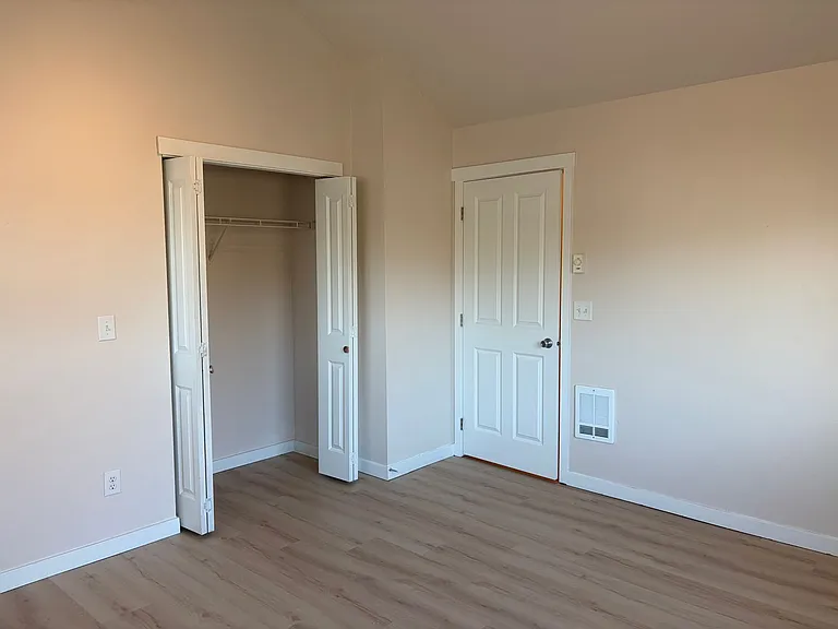 5739 Fallbrook Ln — Photo 18