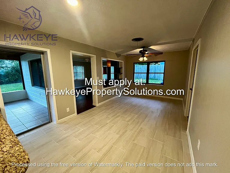 3205 Carleton Cir W — Photo 20