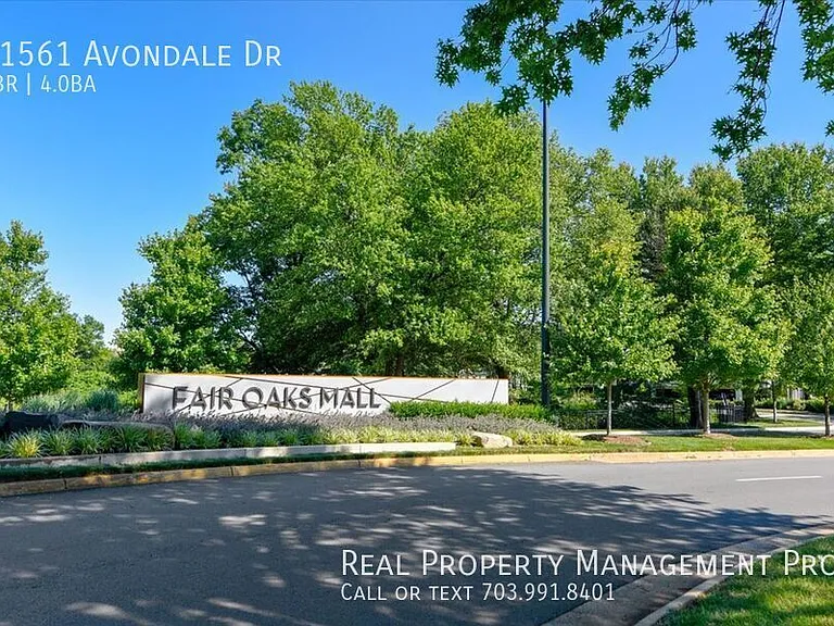 11561 Avondale Dr — Photo 42