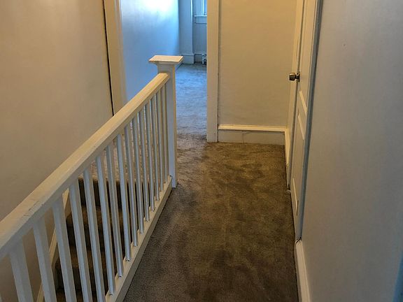 5th image of 8 Hastings Ave