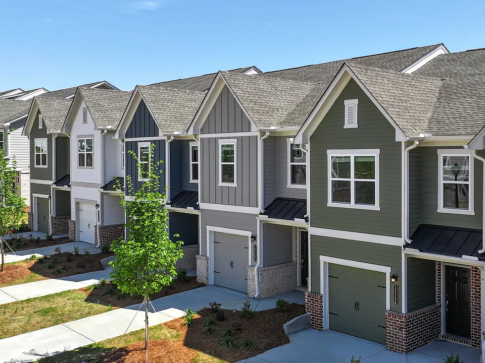 Quinn Residences at Covington Town Center