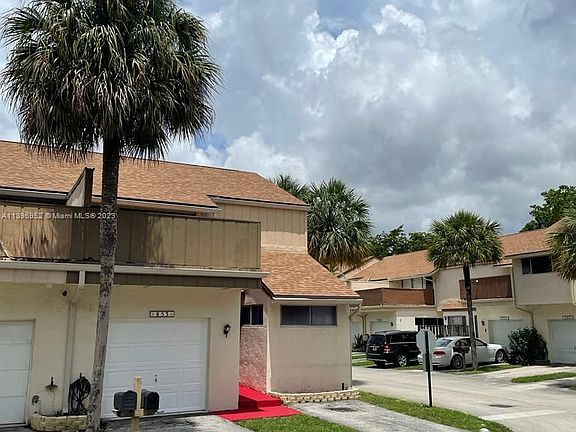 3rd image of 853 NW 81st Way #4