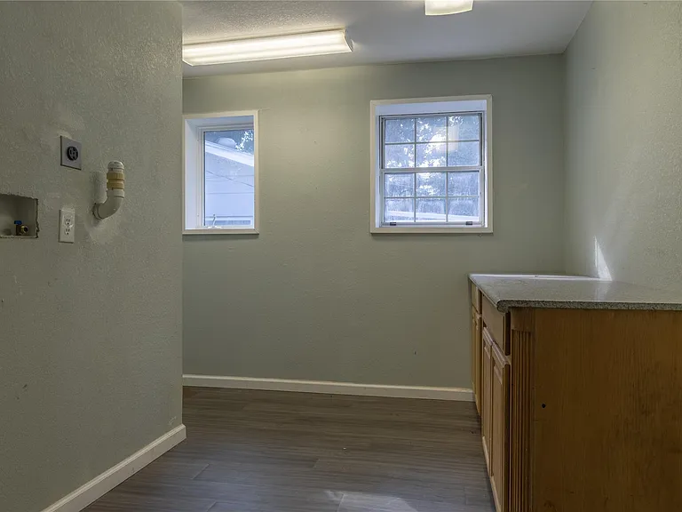 120 Erskine Ferry Rd — Photo 17
