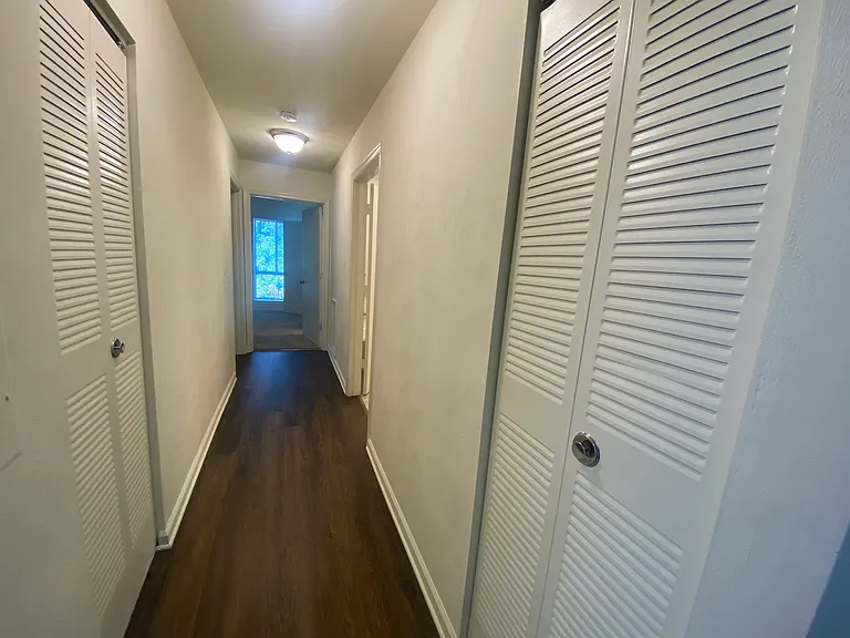 Princeton Circle West Apartments — Photo 64