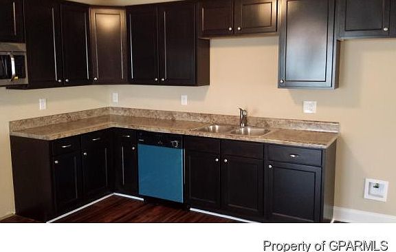 3rd image of 2532 Brookville Dr #B