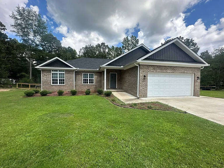 32 Sarjon Cir — Photo 1