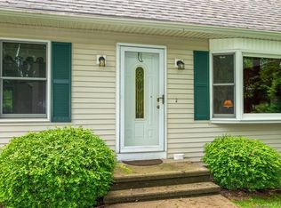 87 Windrush Ln, Hebron, CT 06248