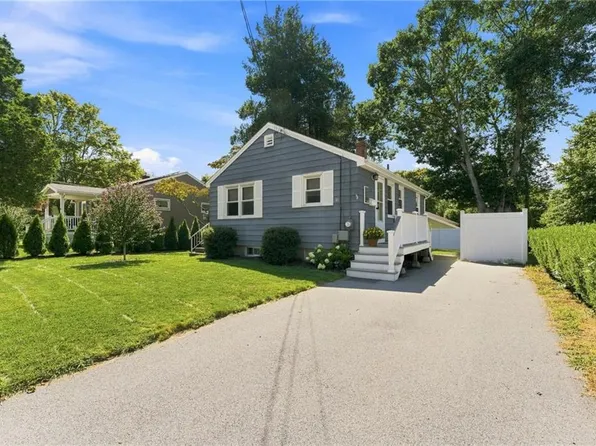 51 Westminster St, Westerly, RI 02891