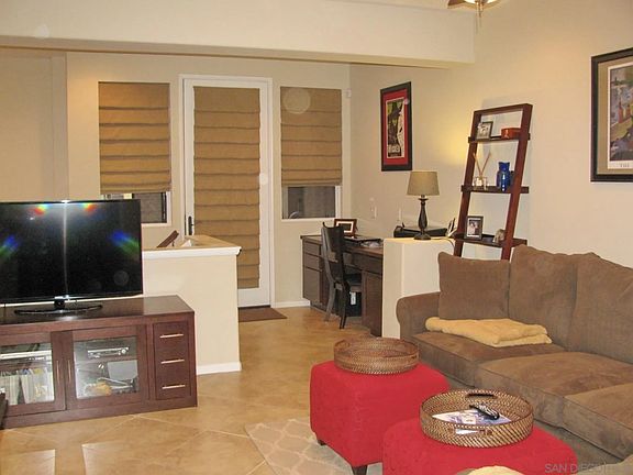 3rd image of 8807 Promenade Pl