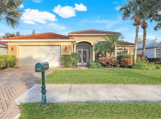 3815 Recreation LN, NAPLES, FL 34116