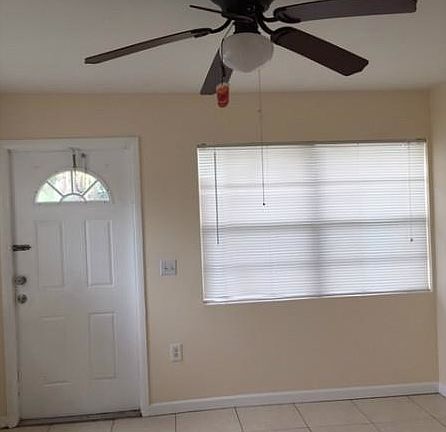 3rd image of 1549 W 16th St