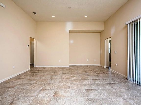 4th image of 7209 Bungalow Ln