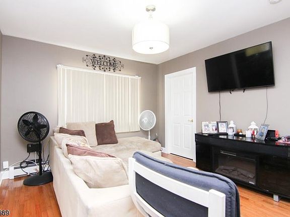 2nd image of 28 Highland Ave