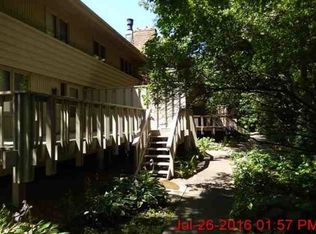 80 Walden St, Burnsville, MN 55337