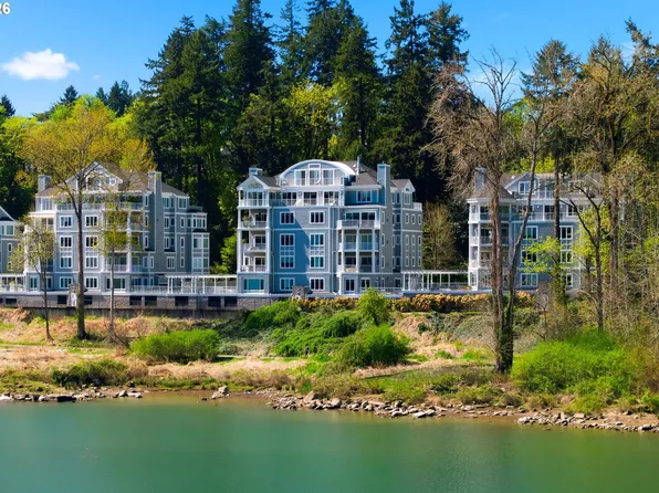 131 Furnace St Unit 18, Lake Oswego, OR 97034