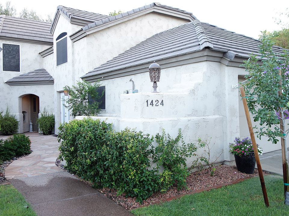 1st image of 1424 E Marshall Ave