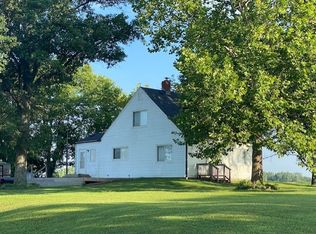 8607 NW Sale Barn Rd, Cameron, MO 64429