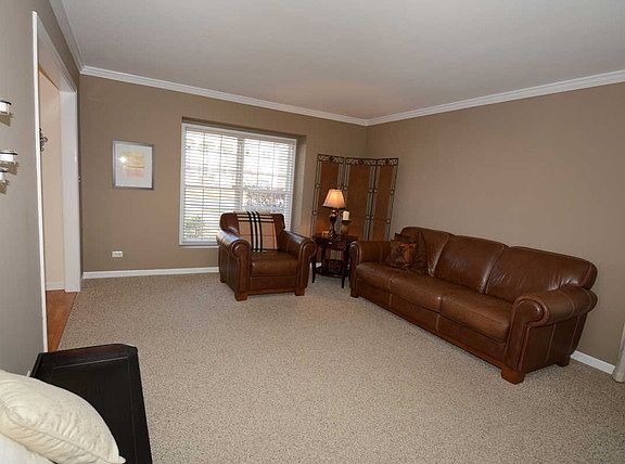 3rd image of 11079 Hess Ln