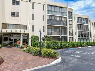 150 SE Four Winds Dr APT B305, Stuart, FL 34996
