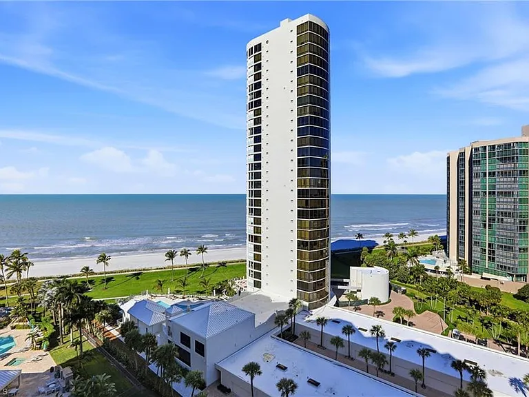 4551 Gulf Shore Blvd N #1500 — Photo 21