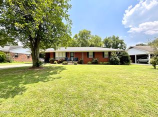 911 Wren St, Dyersburg, TN 38024