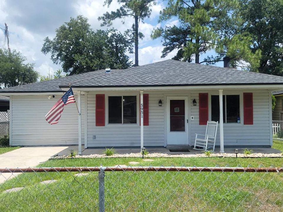 1st image of 5951 Longchamp Dr
