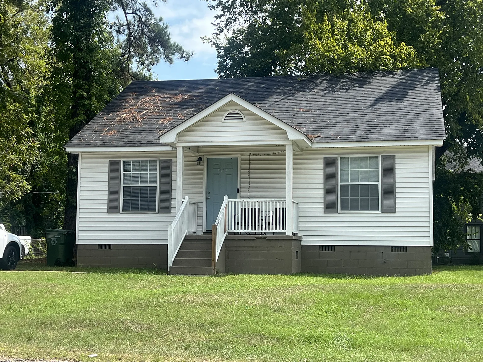 2 bed, $1,900 — Photo 1