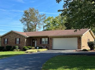 1098 Hemlock Cir, Columbia, KY 42728