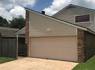 2203 Dowling Dr, Richmond, TX 77469