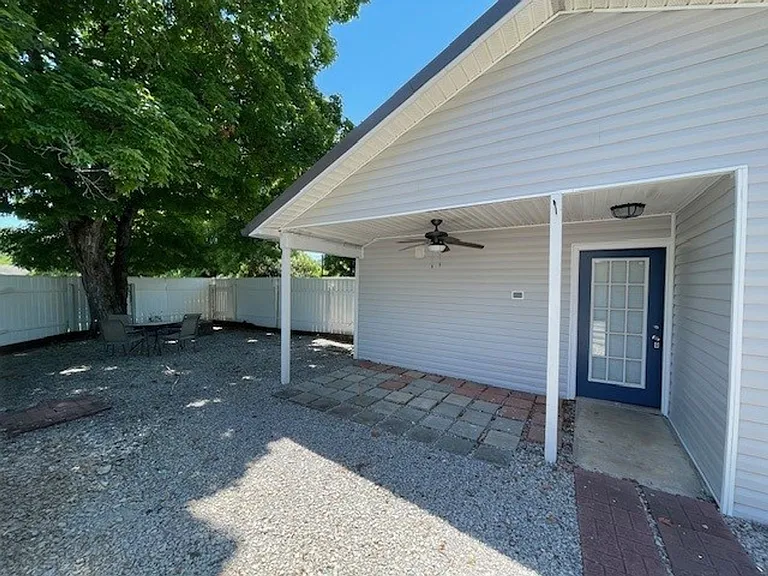 6100 Adelia Dr SW — Photo 9