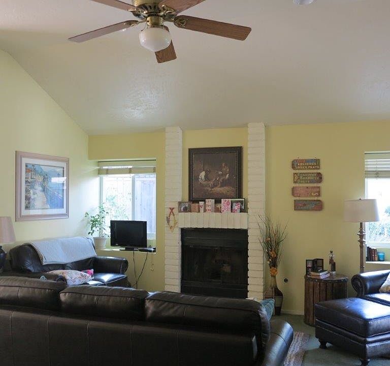 1st image of 1351 Royal Way APT 10