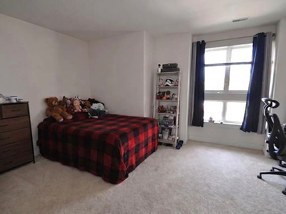 4th image of 15295 Library Ln Unit 213