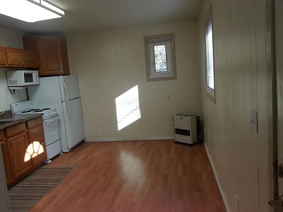 3rd image of 1380 Gilmore Trl