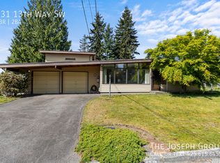 631 13th Way SW, Edmonds, WA 98020