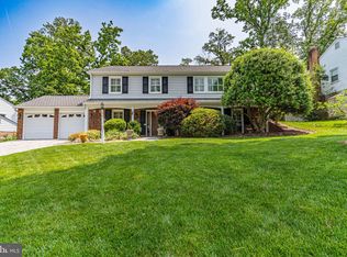 8309 Carrleigh Pkwy, Springfield, VA 22152