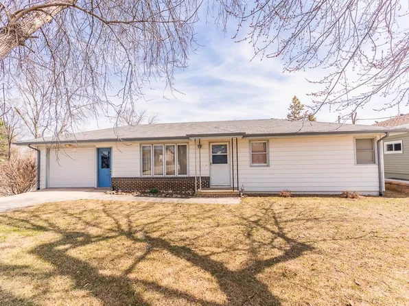 57187 225th St, Glenwood, IA 51534