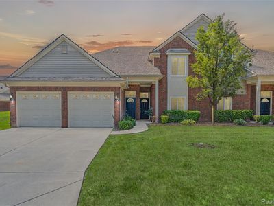 14261 Shadywood Dr, Sterling Heights, MI, 48312