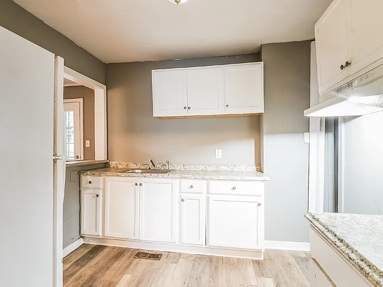 6629 Grasselli Rd — Photo 9
