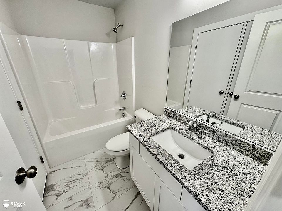 28001 Gregory St, photo 8