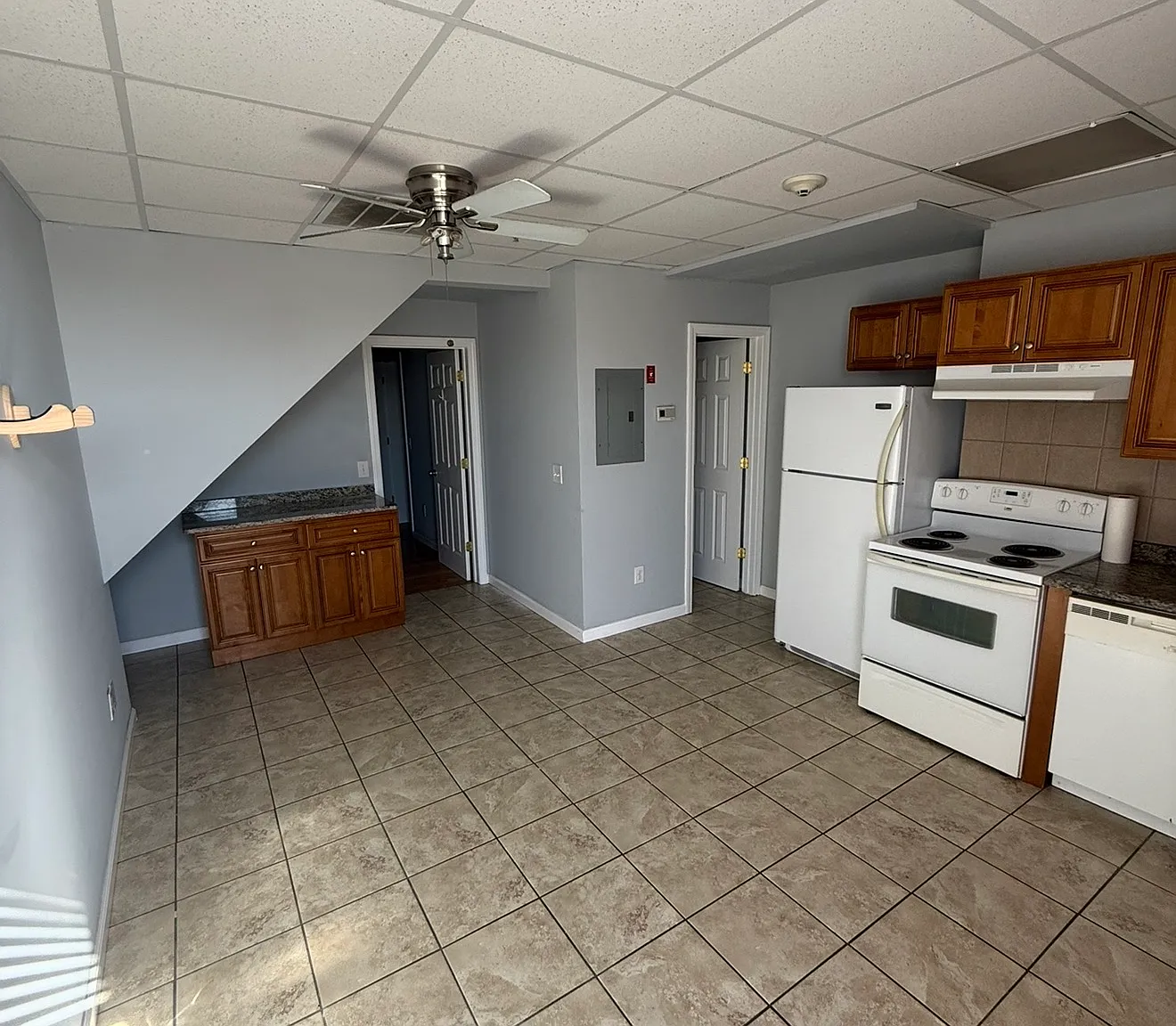1 bed, 800 sqft, $1,400 — Photo 1