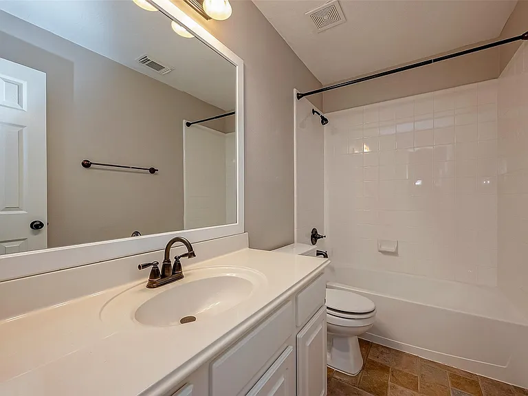 7214 Glenwick Ct — Photo 31