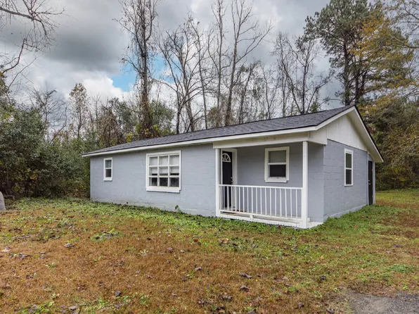 209 Testament Ln, Moncks Corner, SC 29461