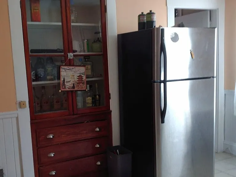 218 Brown St — Photo 17