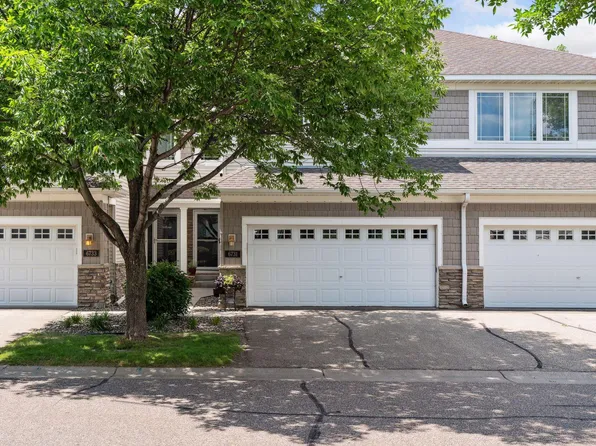 6731 158th St W, Apple Valley, MN 55124