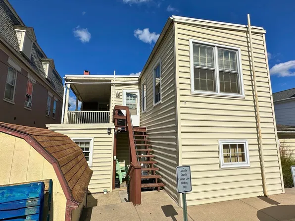 104 E Main St, Lititz, PA 17543