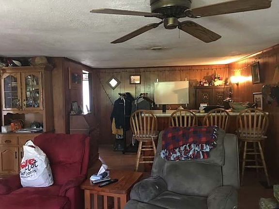 4th image of 299 Parklane St